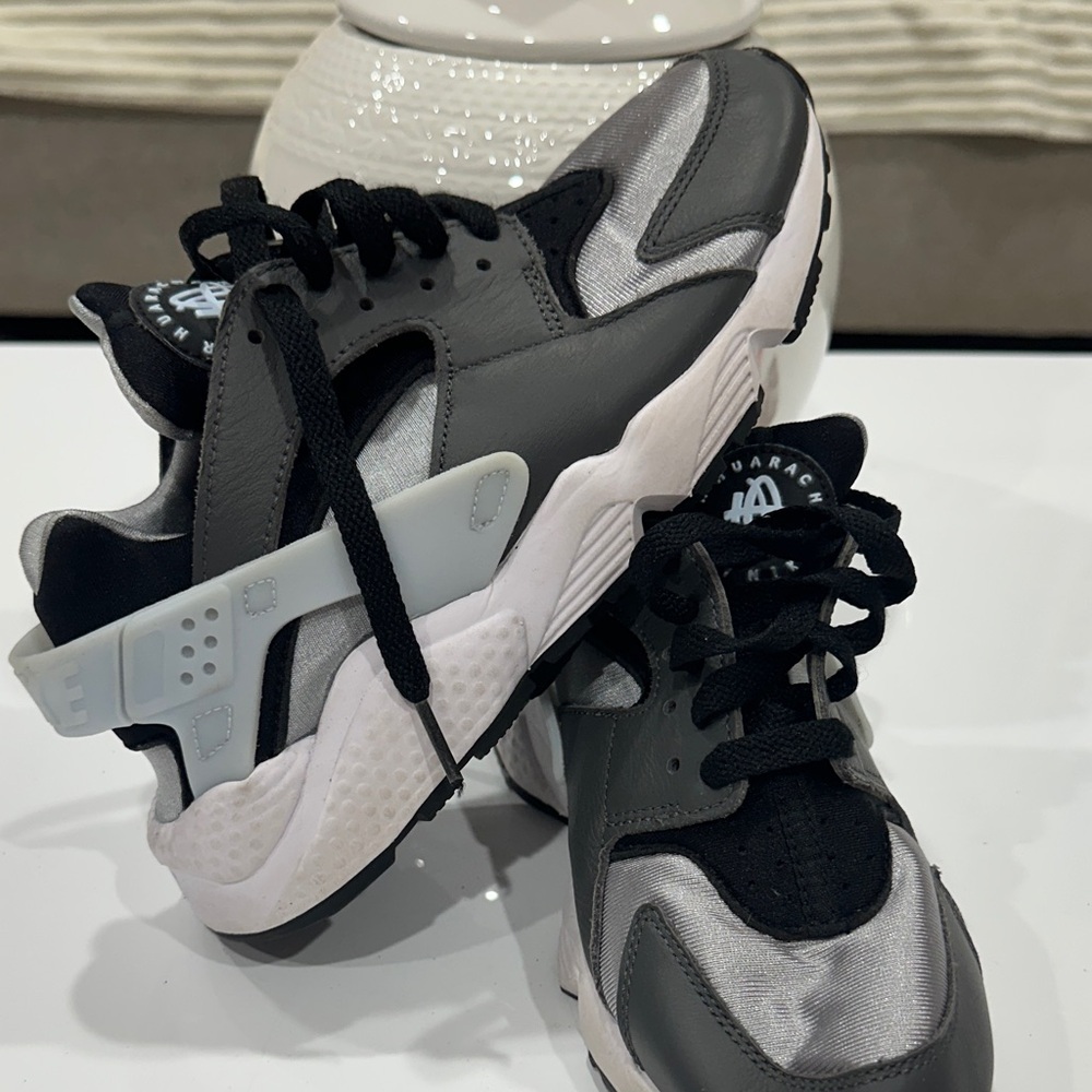 Nike Black and Silver Athletic Shoes